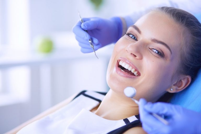 Who Benefits From Dental Implants?
