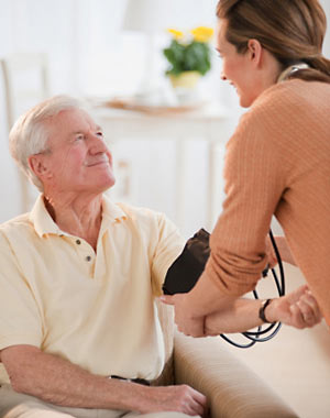 3 Benefits of Senior Citizen Assisted Living in Roslyn