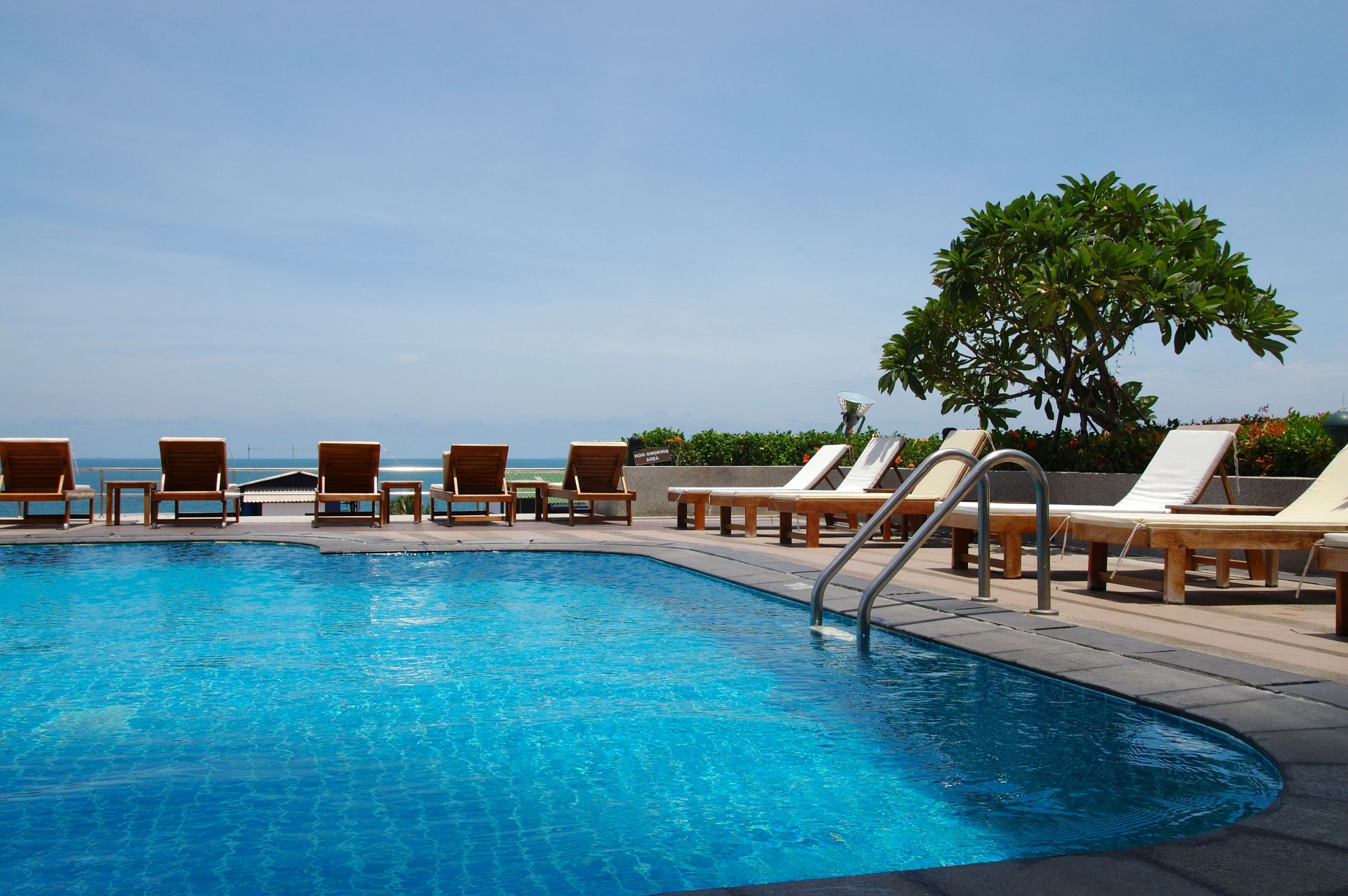Don’t be Left out of the Water: Find out about Swimming Pools in Billerica, MA