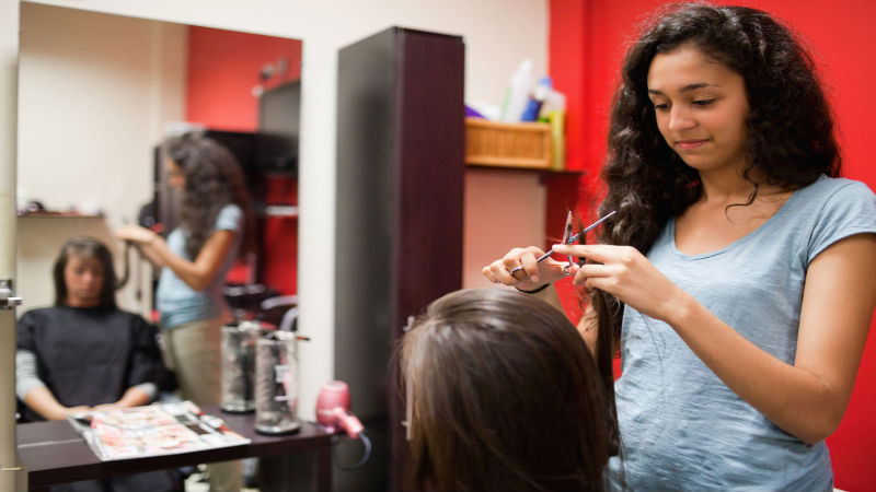 A Reputable Hair Color Salon Will Take Care of Everything