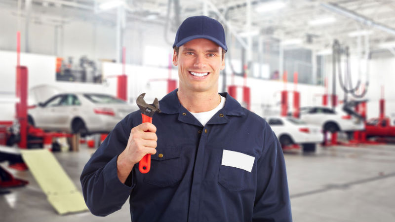 Why Hiring a Professional For Auto Power Window Repair in Cedar Rapids