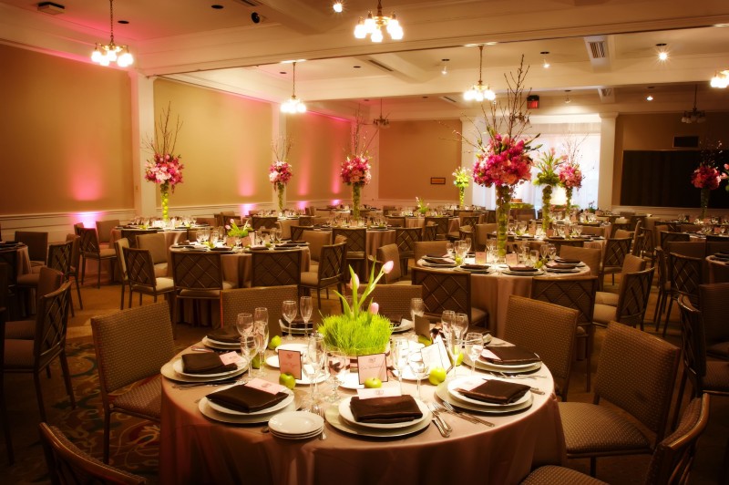 Secure Your Reception Halls in Fort Wayne IN Early
