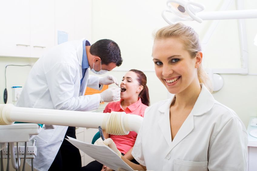 Using A General Dentist in Loveland CO To Help Sensitive Teeth