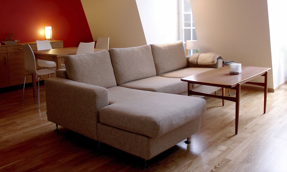 8 Amazing Hardwood Furniture Designs From America