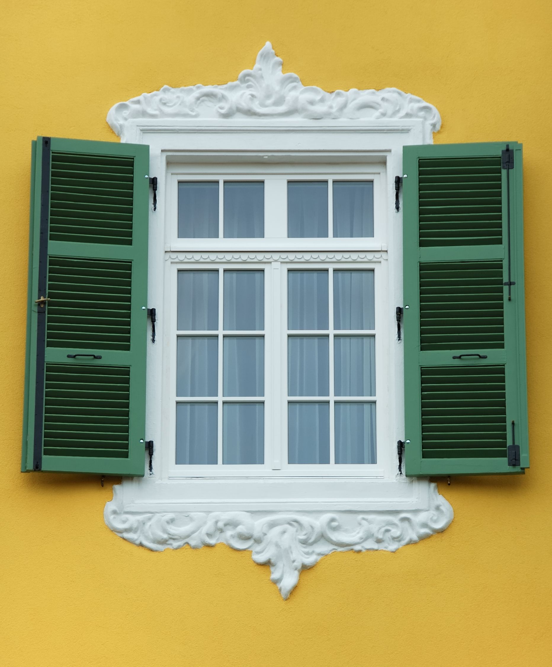 Has the Time Come to Replace the Exterior Windows in Honolulu?
