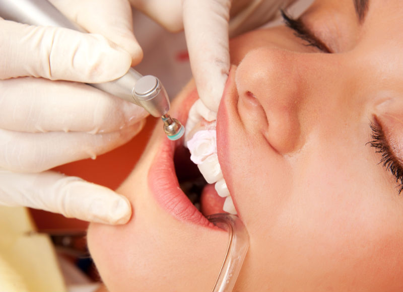 How to Find the Best Dentist for Dentures Services in Roseburg, Oregon