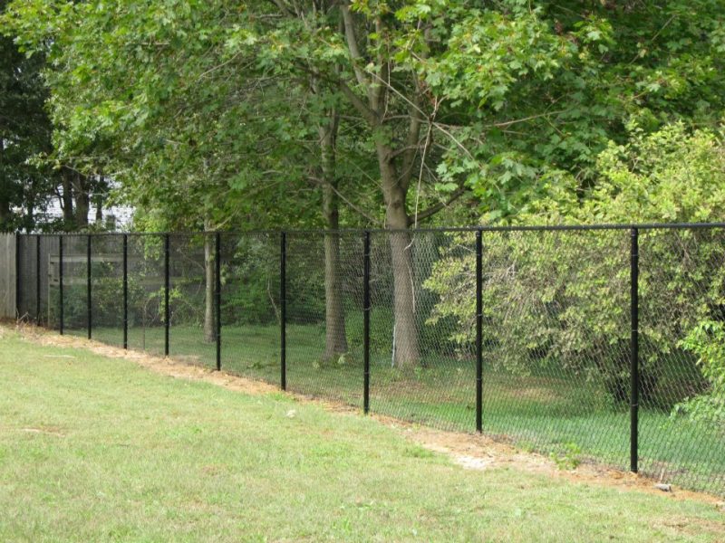 5 Reasons More Homeowners Are Purchasing Chain Link Fencing Supplies In Nassau County
