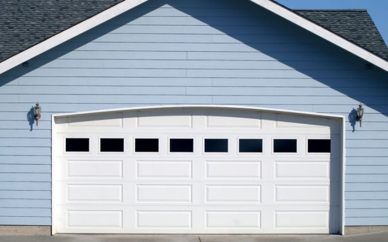 4 Tips for Finding a Garage Door Company