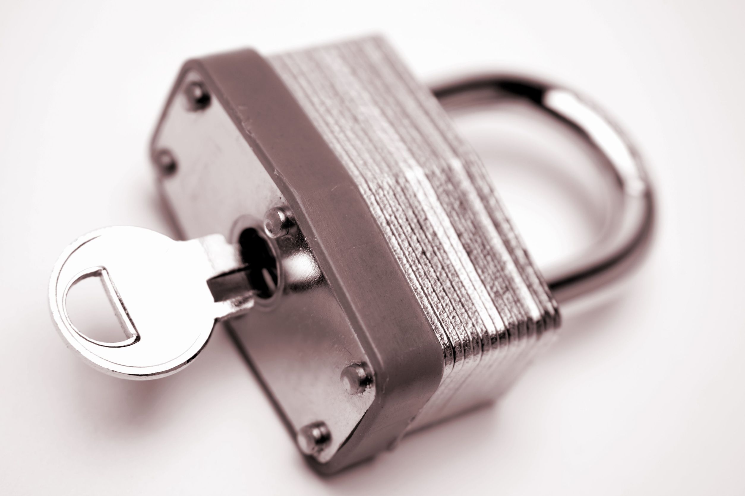 Why You Need to Hire a Residential Locksmith in Chicago, IL