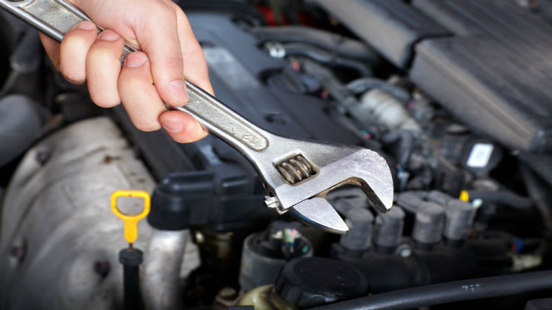 Should You Do Your Own Transmission Rebuild in Chicago?