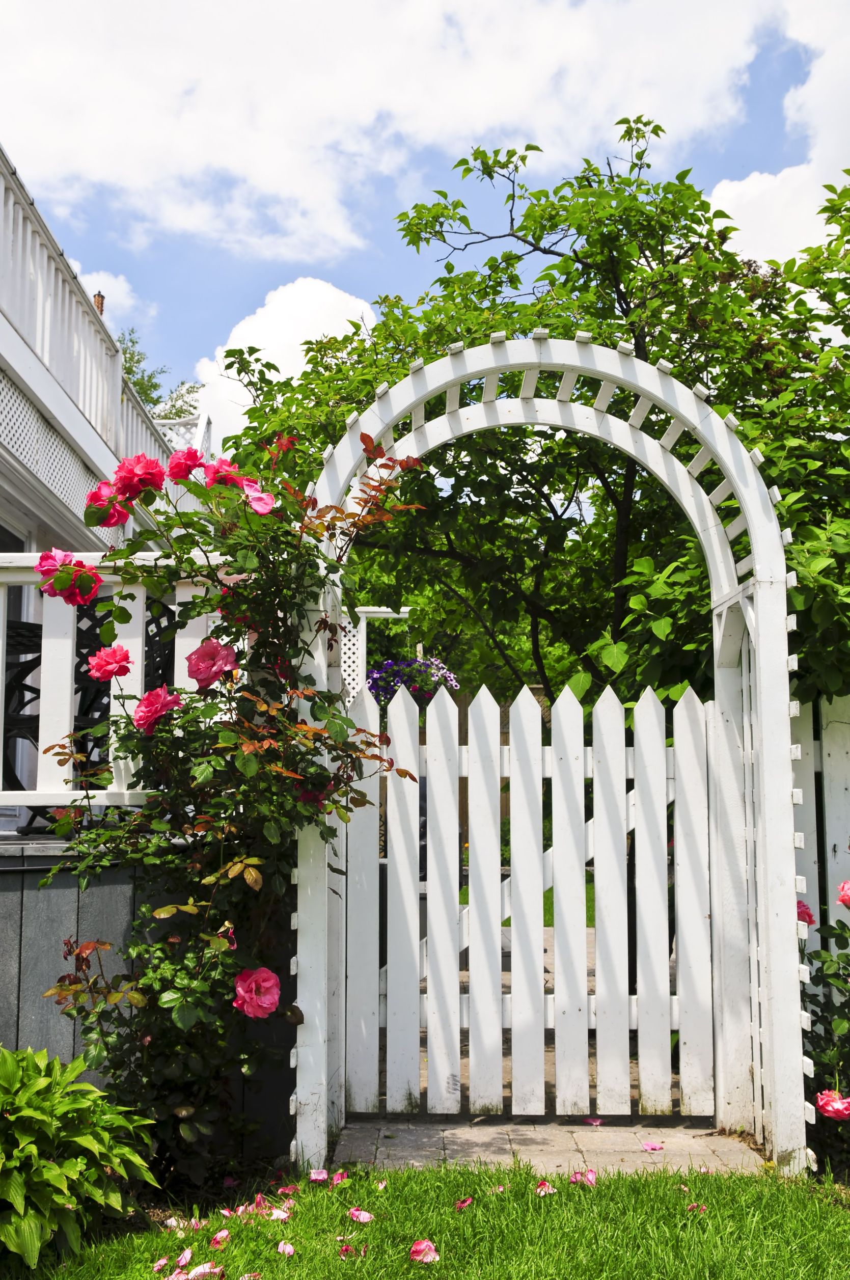 The Distinct Advantages of Aluminum Fencing in Christiansburg, VA