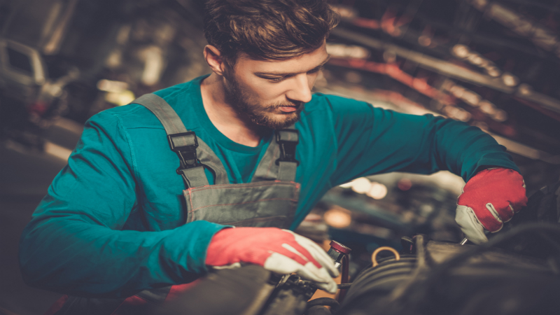 How to Safely and Thoroughly Clean Your Vehicle’s Battery Terminals
