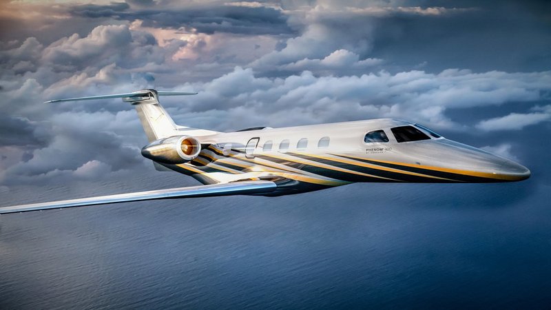 Using Airplane Charter Services in Fort Myers FL For Business Purposes