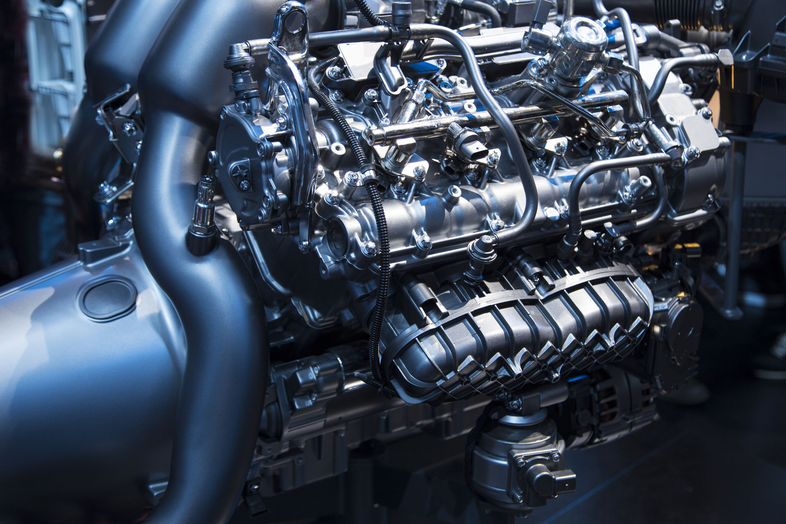 Avoid Engine Replacement in Des Moines IA With These Helpful Tips