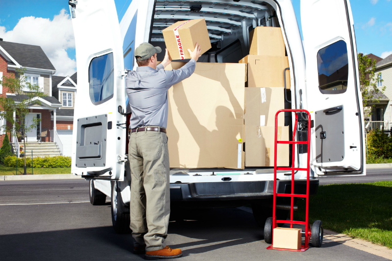 Why You Should Consider Hiring Local or Cross-Country Movers for Your Move