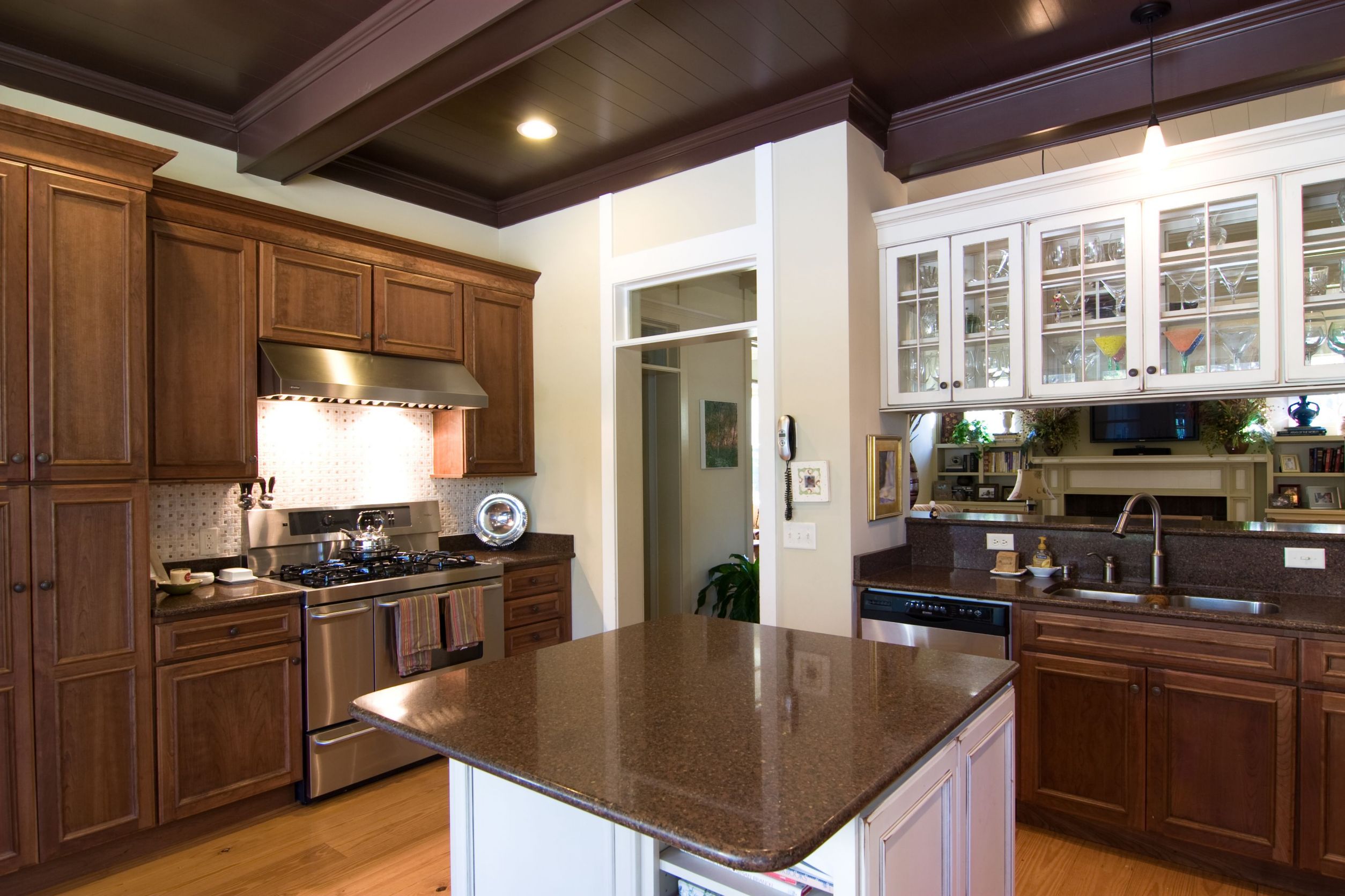 Three Types of Materials Used for Kitchen Countertops in Tucson AZ