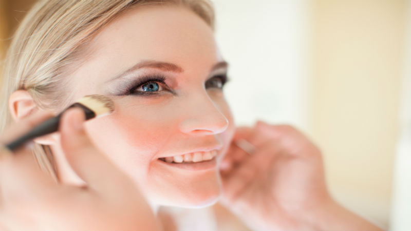 3 Tips for Becoming One of Hollywood’s In-Demand Makeup Artists