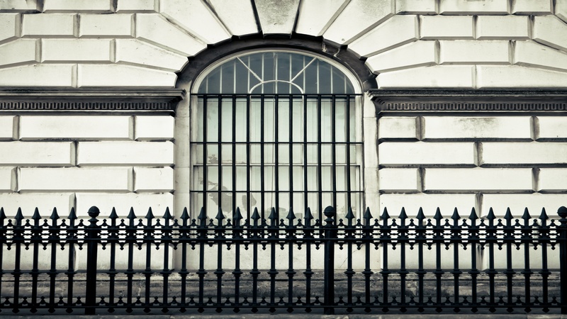 3 Beneficial Reasons to Have an Iron Fence in Your Temecula Yard
