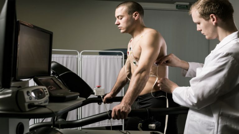 Why Doctors Recommend Wearing Monitoring Electrodes During Daily Activity