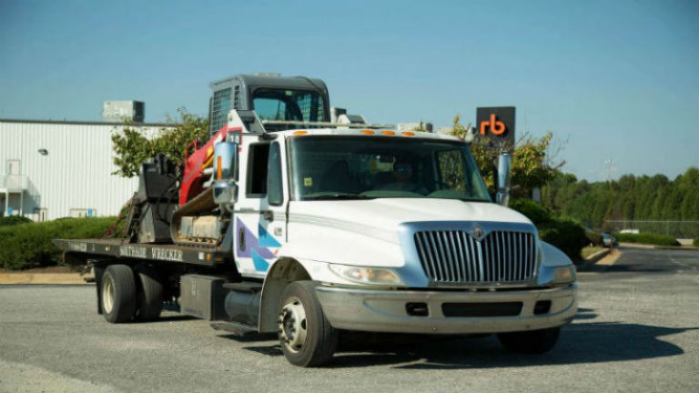 How to Find a Heavy Equipment Transporter in Newnan GA