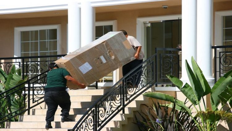 4 Things to Consider Before Hiring a Moving Company in Marysville