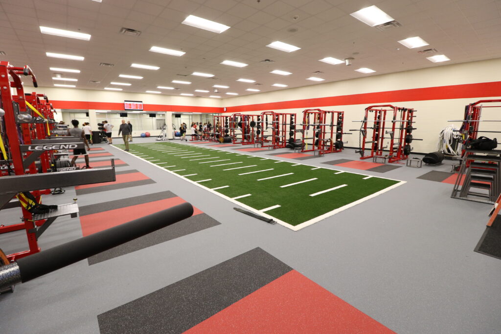 Why You Should Consider Synthetic Turf Installation