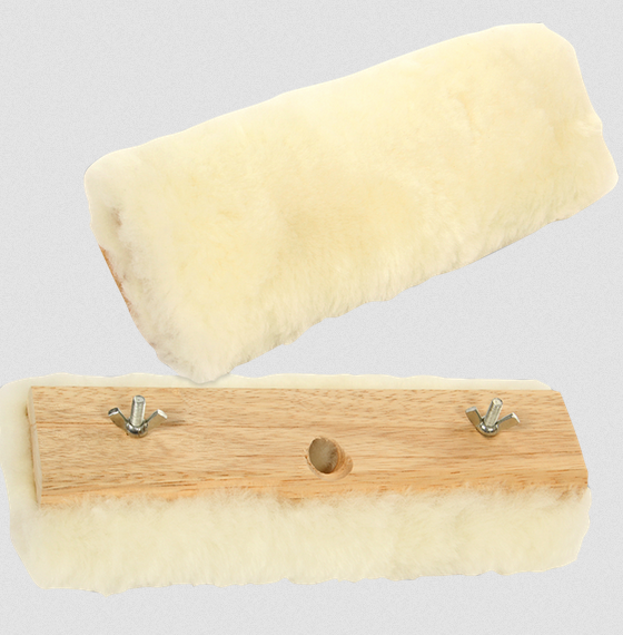How to Find a Stain Pad Applicator