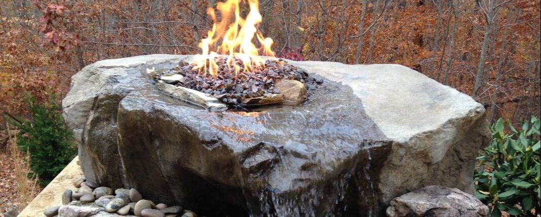 Try Outdoor Fire Pits for Your Next Outside Activity