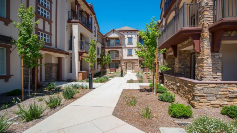 The Main Benefits of Commercial Property Landscaping in Santa Cruz, CA