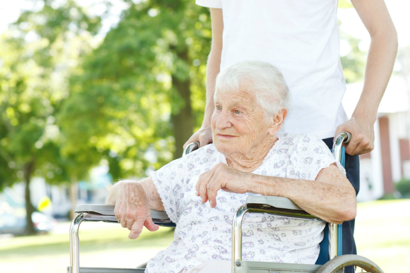 Signs Your Loved One Needs a Memory Care Community in Fort Mill, SC
