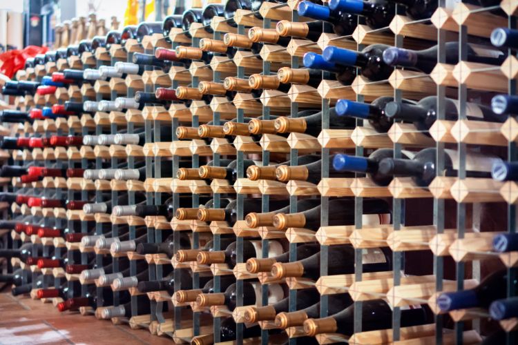4 Customization Options for Home Wine Cellars in Naples, FL
