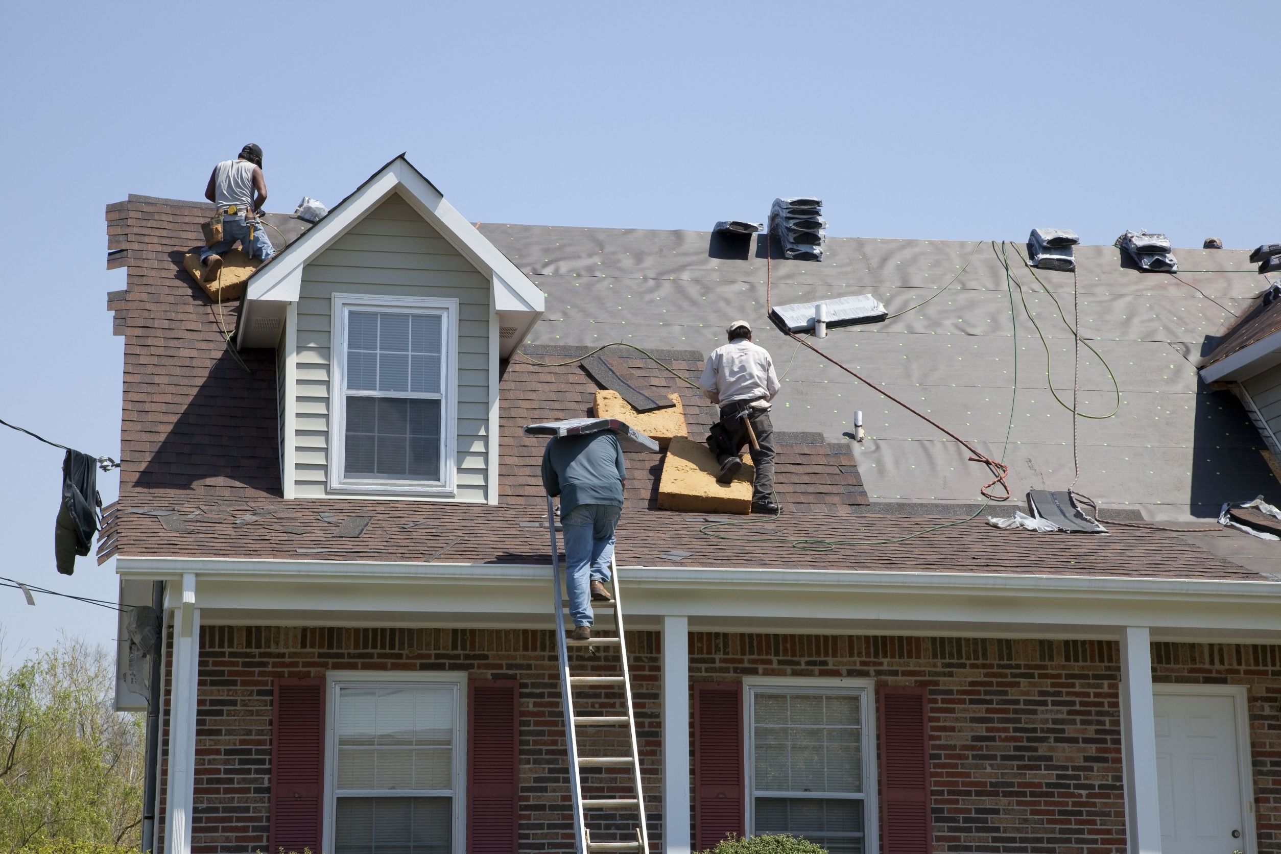 Finding Storm Damage Roof Repair in Rockford IL
