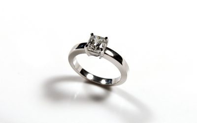 Custom Engagement Rings – Uniquely Yours in Albuquerque, New Mexico.