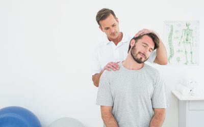 How a Local Chiropractor Helps Relieve Everyday Neck and Shoulder Tension