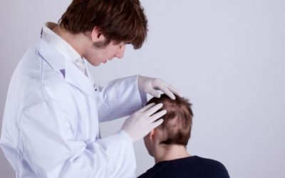 How Red Light Therapy Supports Healthier, Stronger Hair Growth